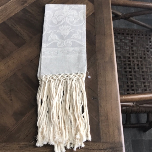 Sferra Bros. Gray Fringed Guest Towel - Picture 2 of 8